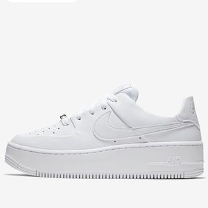 Nike Air Force 1 Sage Low